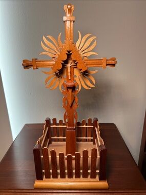Vintage Hand Carved Wood Tramp Art Style Religious Altar Crucifix Altar Cross